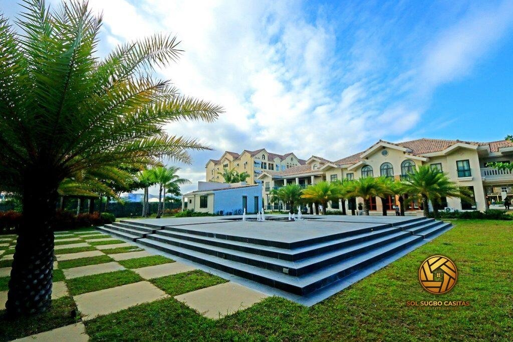 Amalfi Water Feature