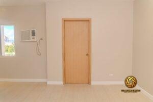 1br-condo-near ayala and sm